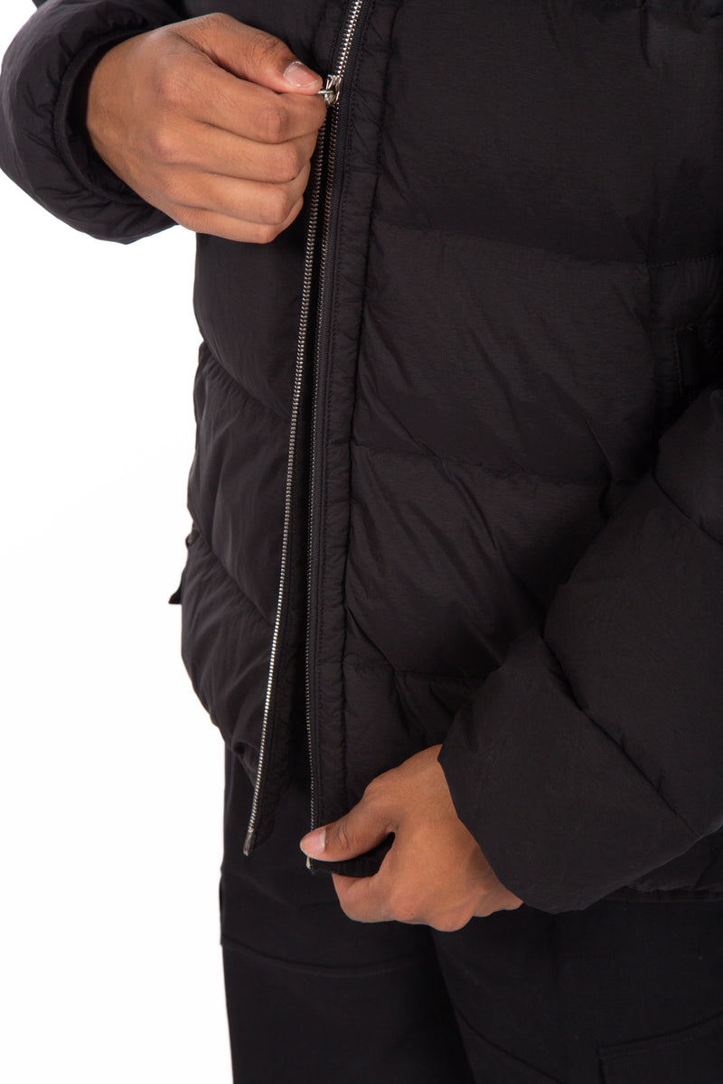 Seamless Tunnel Nylon Down Puffer