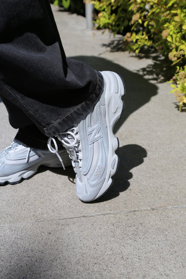 1000 Tech Explosion "Grey"
