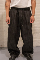 Dart Balloon Jeans Black