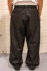 Dart Balloon Jeans Black