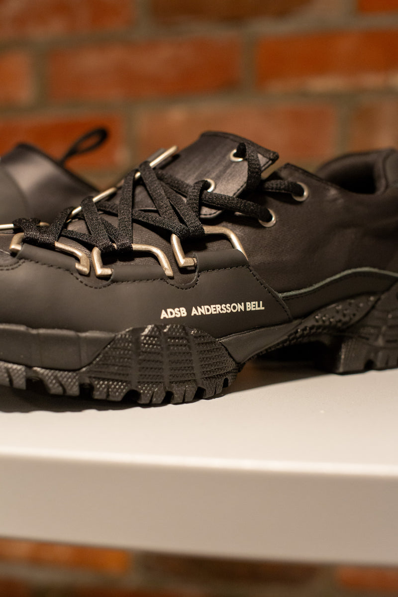 Diagonale Trainer Black