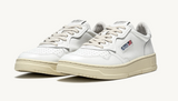 Medalist Low Sneakers in White Leather