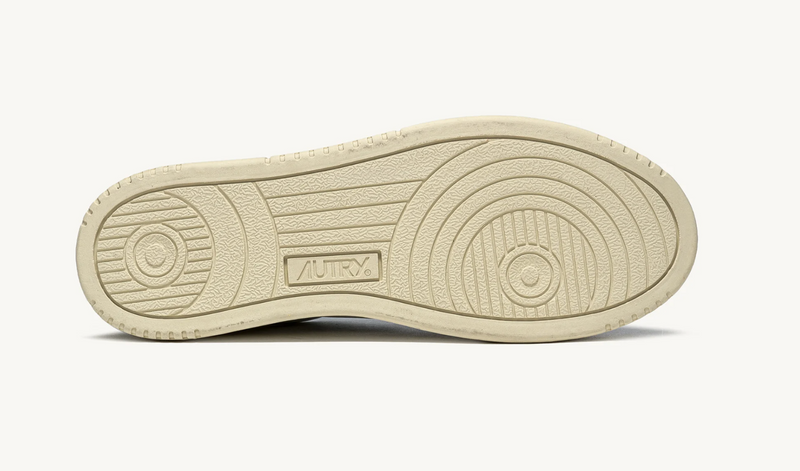 Medalist Low Sneakers in White Leather