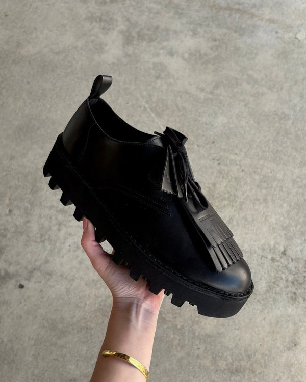 Desert Khan Black Smooth Leather