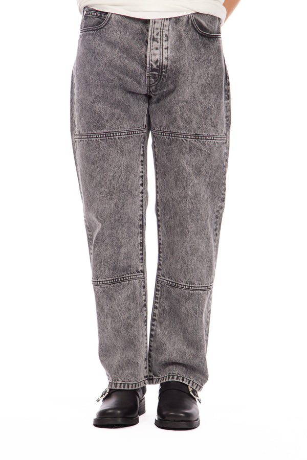 Corner Acid Wash Jean