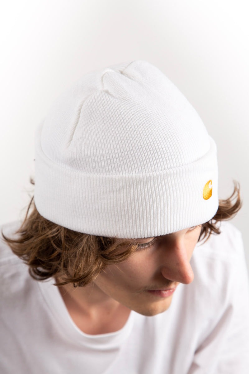 Chase Beanie White / Gold